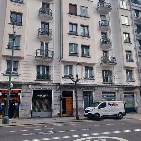 Apartment Piso Deluxe Frente Al Guggenheim Con Garaje Gratis Bilbao